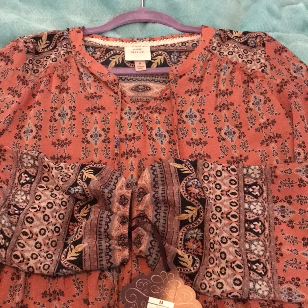 Knox Rose blouse